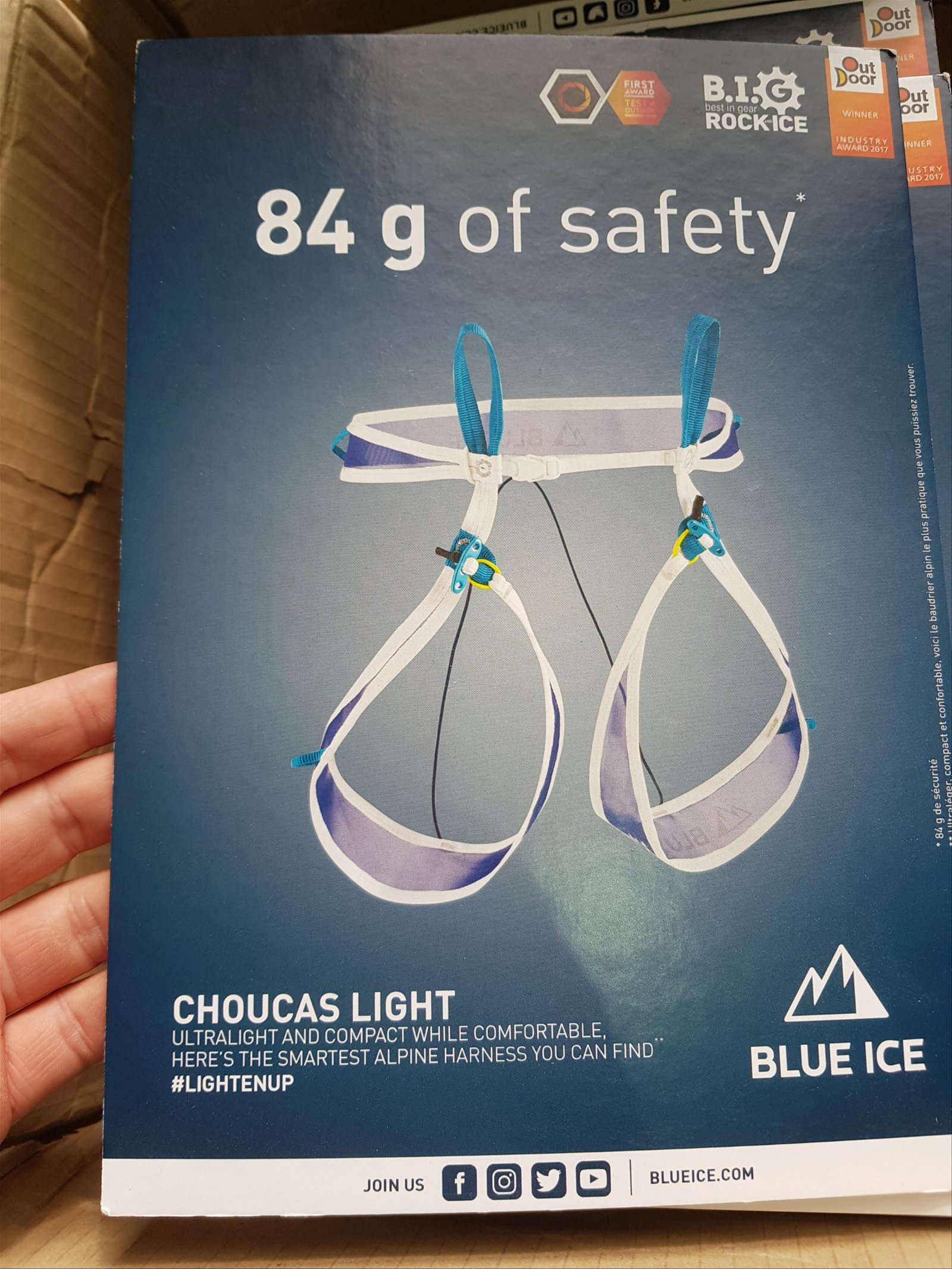 Blue Ice shop display Chouchas light